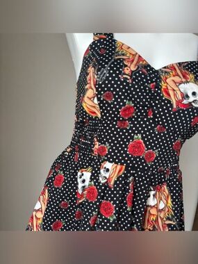 Hot Topic Rockabilly Black White Polka Dot Swing She-Devil Skull Rose Tattoo MD